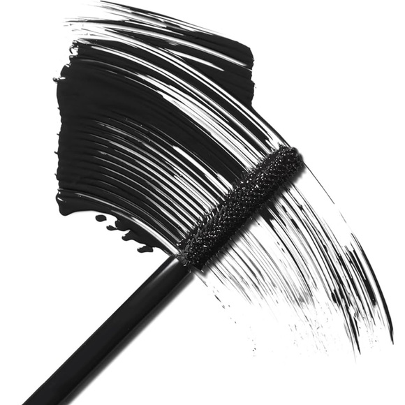 Mac In Extreme Dimension 3D Black Lash - Picture 2 of 3